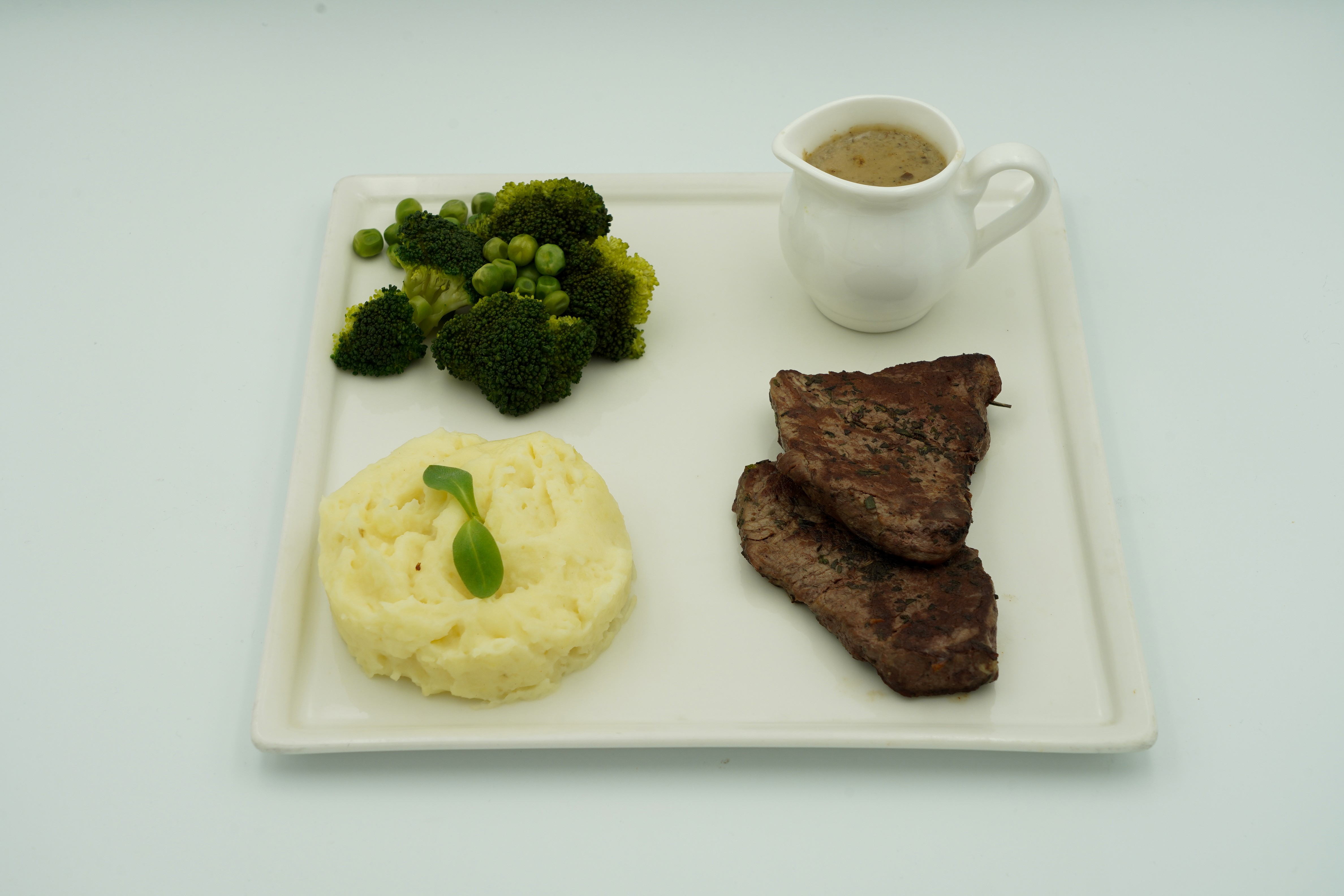 Beef Tenderloin w/ Mashed Potato